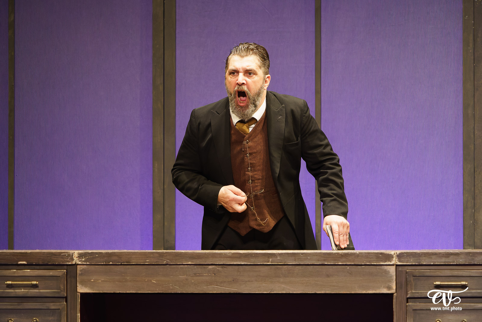 LES TÉMÉRAIRES (LE GRENIER DE BABOUCHKA)